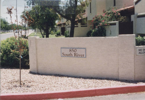 Questa Vida Condominiums - 850 South River Drive - Tempe, Arizona