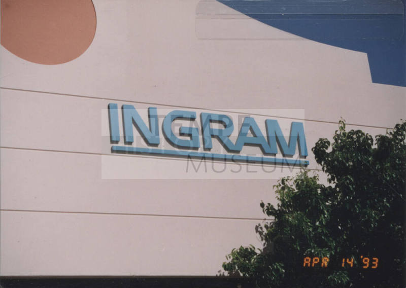 Ingram - 2611 South Roosevelt Street - Tempe, Arizona