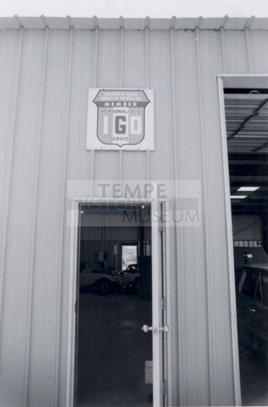 Kitt's Auto Repair - 2011 West Baseline Road, Tempe, Arizona