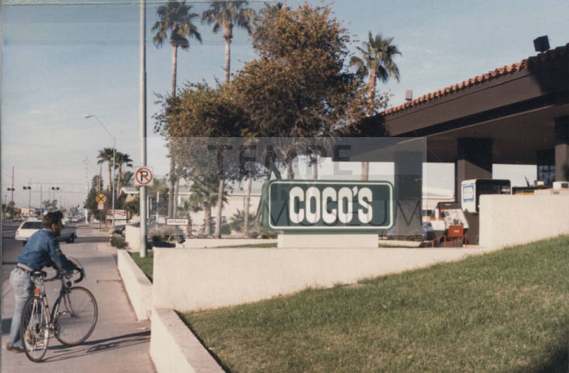 Coco's Restaurant - 1717 South Rural Road - Tempe, Arizona