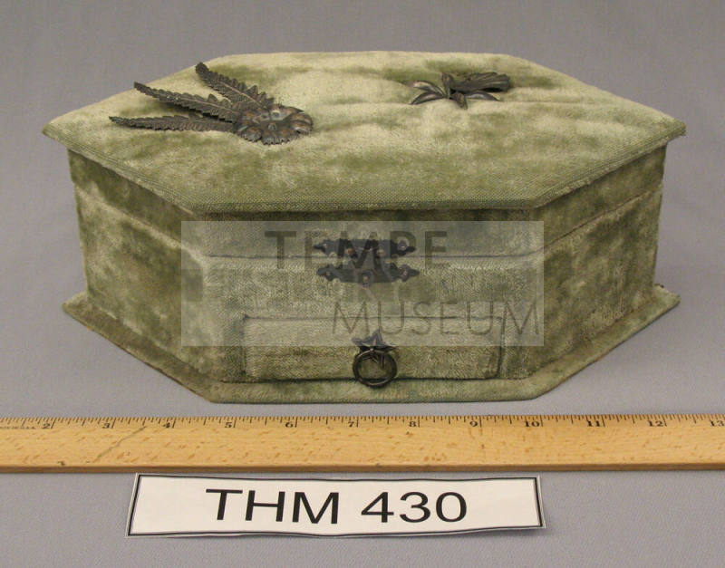 Green Velvet Jewelry Box