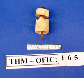 Insulator, magnetic