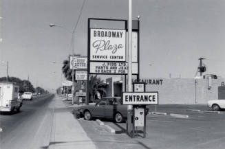 Broadway Plaza Service Center - 7 East Broadway Road, Tempe, Arizona