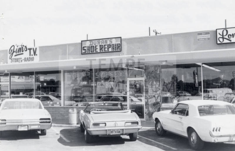 Duran's Shoe Repair - 39 East Broadway Road, Tempe, Arizona