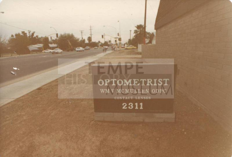 Optometrist Wm V. McMullen ODPC - 2311 South Rural Road - Tempe, Arizona