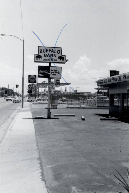 Buffalo Barn Restaurant - 19 West Broadway Road, Tempe, Arizona