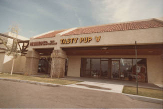 Tasty Pup V - 4427 South Rural Road - Tempe, Arizona