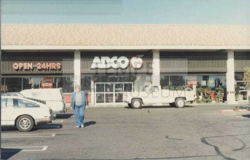 ABCO Grocery Store - 5120 South Rural Road - Tempe, Arizona