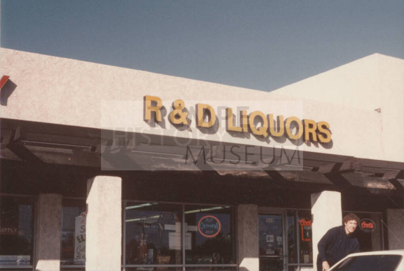 R & D Liquors  - 5128 South Rural Road - Tempe, Arizona