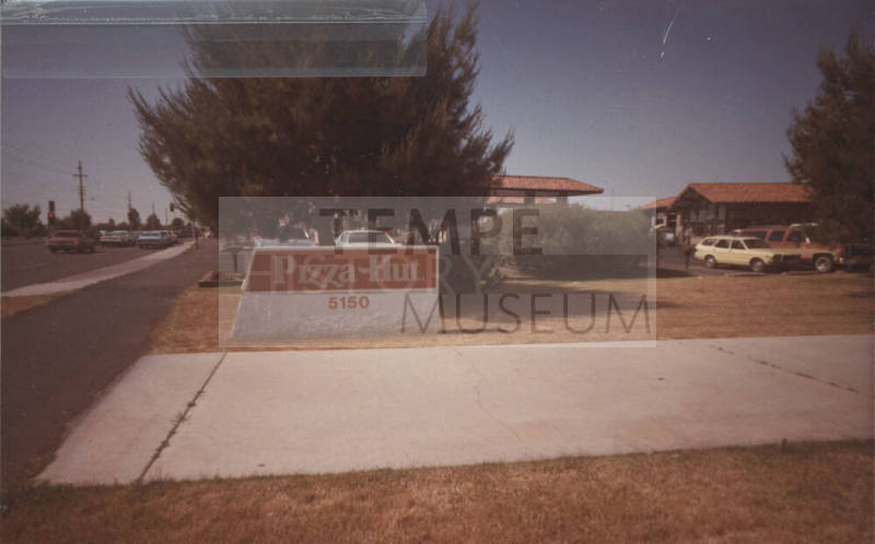 Pizza Hut - 5150 South Rural Road - Tempe, Arizona