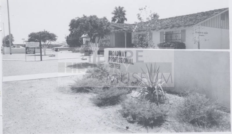 Broadway Professional Center - 535 East Broadway Road, Tempe, Arizona