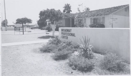 Broadway Professional Center - 535 East Broadway Road, Tempe, Arizona