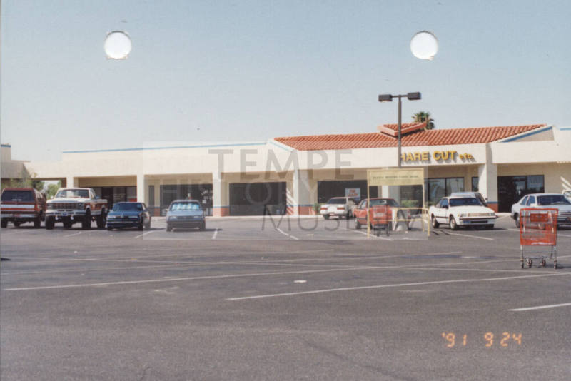 Hare Cut etc. - 717 East Guadalupe Road - Tempe, Arizona