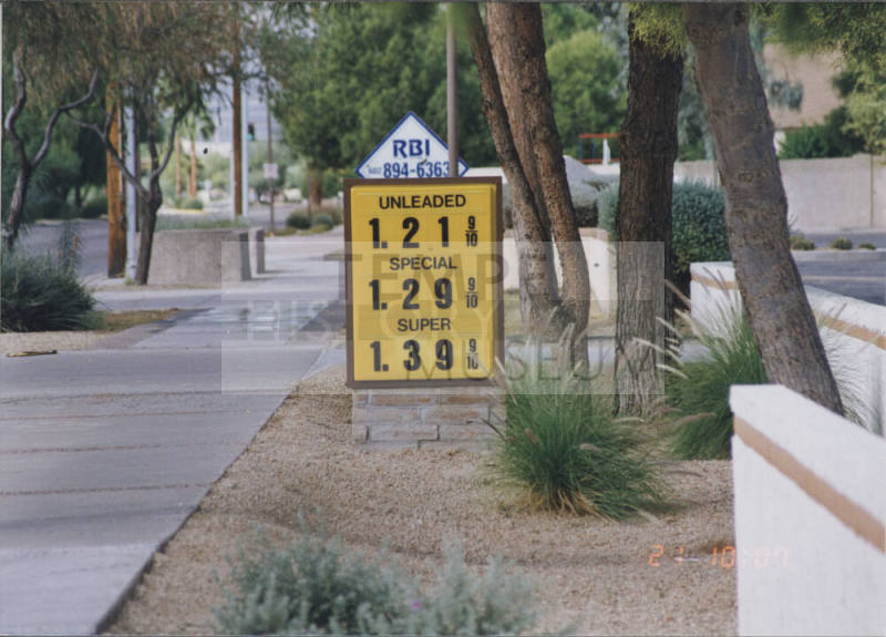 Whiting Gas Station - 7550 South Rural Road, Tempe, Arizona