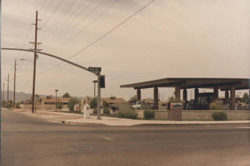 Whiting Gas Station - 7550 South Rural Road, Tempe, Arizona