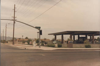 Whiting Gas Station - 7550 South Rural Road, Tempe, Arizona