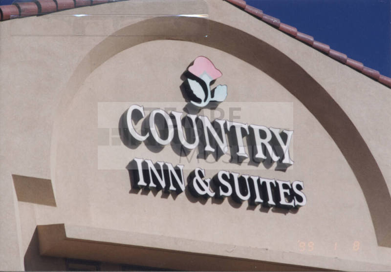 Country Inn & Suites - 808 North Scottsdale Road, Tempe, Arizona