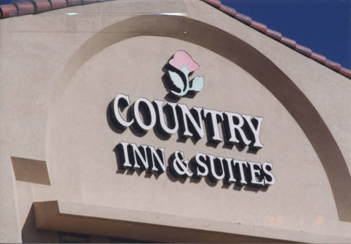 Country Inn & Suites - 808 North Scottsdale Road, Tempe, Arizona