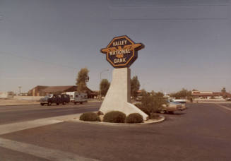 Valley National Bank - 444 West Broadway Road, Tempe, Arizona