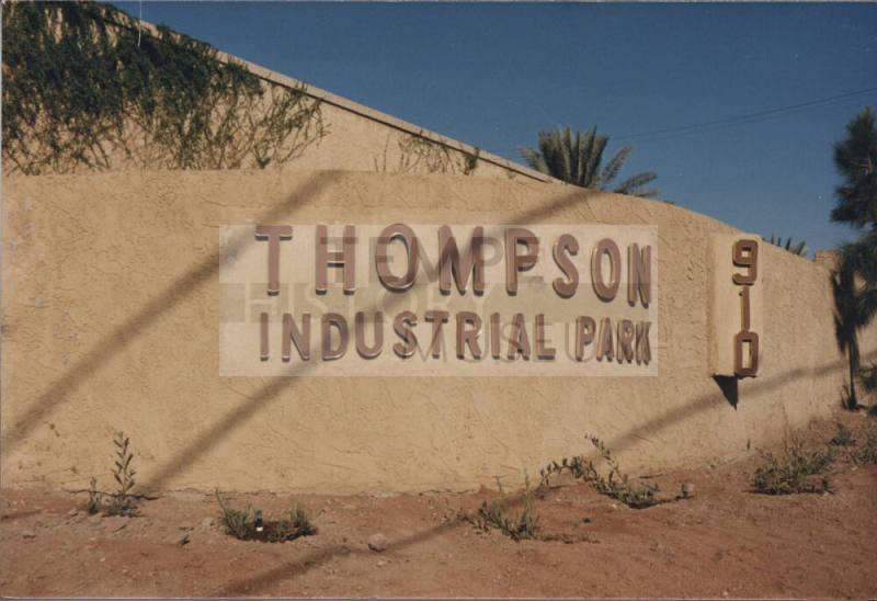 Thompson Industrial Park - 910 North Scottsdale Road, Tempe, Arizona