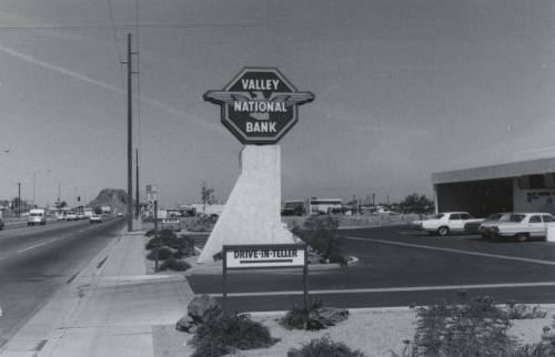 Valley National Bank - 444 West Broadway Road, Tempe, Arizona
