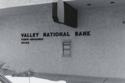 Valley National Bank - 444 West Broadway Road, Tempe, Arizona