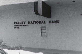Valley National Bank - 444 West Broadway Road, Tempe, Arizona