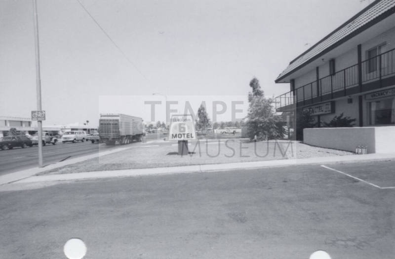 Western 6 Motel - 513 West Broadway Road, Tempe, Arizona