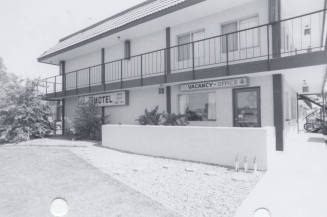 Western 6 Motel - 513 West Broadway Road, Tempe, Arizona