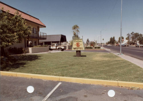 Western 6 Motel - 513 West Broadway Road, Tempe, Arizona