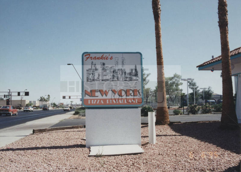 Frankie's New York Pizza Restaurant  - 1420  N Scottsdale Road, Tempe, Arizona