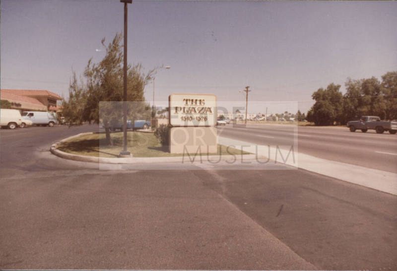 The Plaza  - 1510-1526  North Scottsdale Road, Tempe, Arizona
