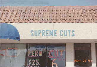 Supreme Cuts - 1460  North Scottsdale Road, Tempe, Arizona