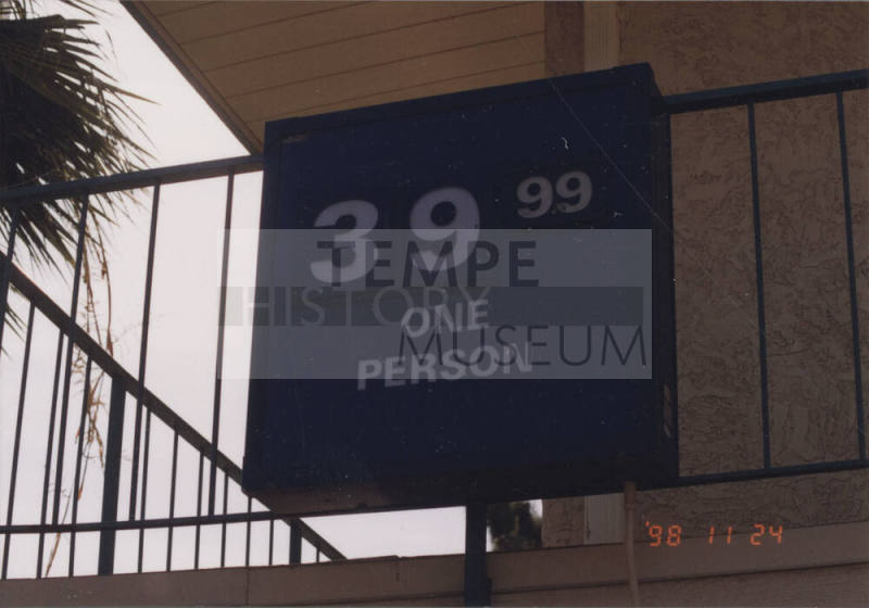 Motel 6 - 1630  North Scottsdale Road, Tempe, Arizona