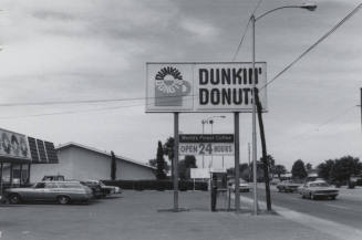 Dunkin Donuts Restaurant - 711 East Broadway Road, Tempe, Arizona