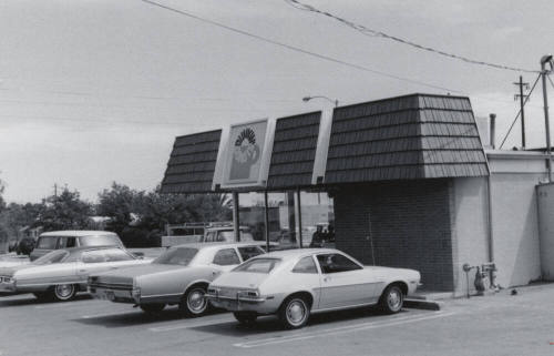 Dunkin Donuts Restaurant - 711 East Broadway Road, Tempe, Arizona