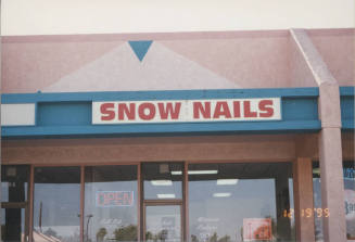 Snow Nails  -  1825  North Scottsdale Road, Tempe, Arizona
