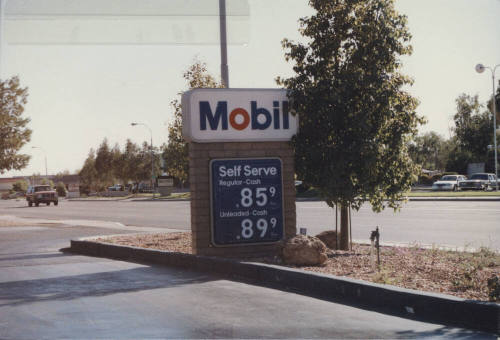 Mobil Gas Station   -  1925 North Scottsdale Road,  Tempe, Arizona