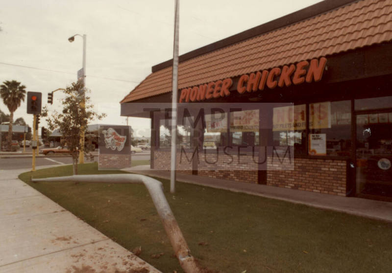 Pioneer Chicken Restaurant - 737 East Broadway Road, Tempe, Arizona