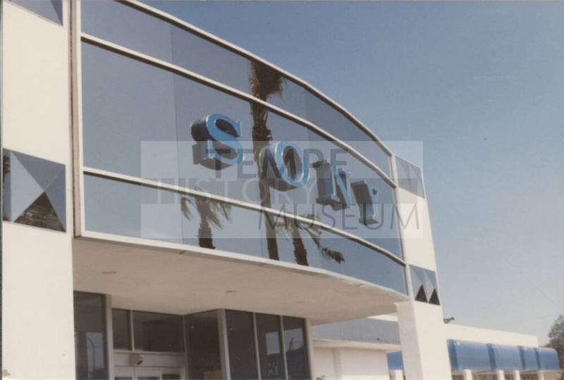 Sony Factory Service Center  -  2240 North  Scottsdale Road,  Tempe, Arizona