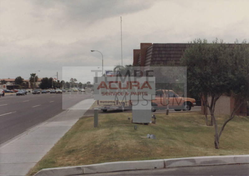 Acura Service and Parts   -  2412 North  Scottsdale Road,  Tempe, Arizona