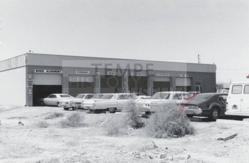Automotive Center - 821 West Broadway Road, Tempe, Arizona