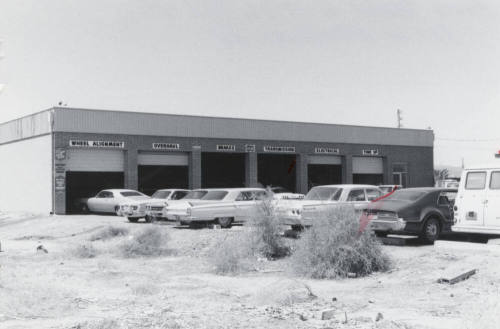 Automotive Center - 821 West Broadway Road, Tempe, Arizona