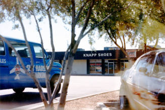 Knapp Shoes   -37 West  Southern Avenue, Tempe, Arizona