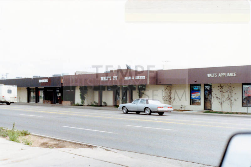 Walt's TV & Appliance - 105-107 West Southern Avenue, Tempe, Arizona