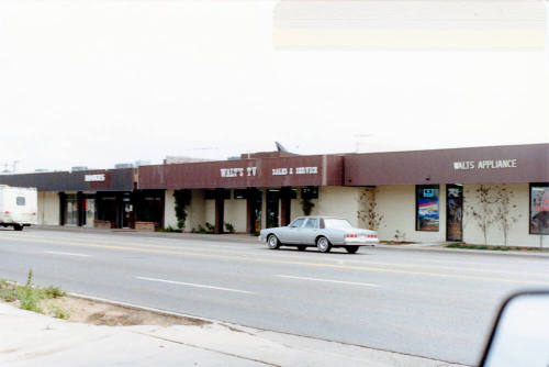 Walt's TV & Appliance - 105-107 West Southern Avenue, Tempe, Arizona