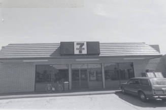 Seven Eleven Food Store - 830 West Broadway Road, Tempe, Arizona