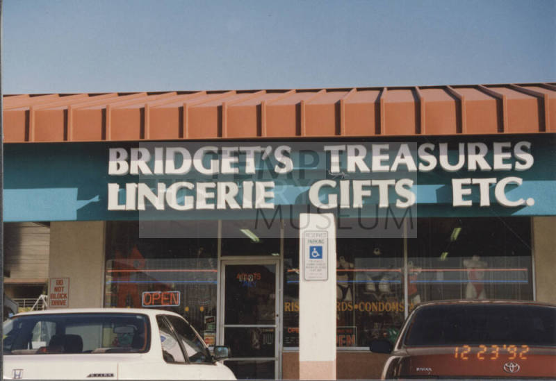 Bridget's Treasures   - 119  East Southern Avenue, Tempe, Arizona