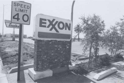 Exxon Gasoline Station - 909 East Broadway Road, Tempe, Arizona