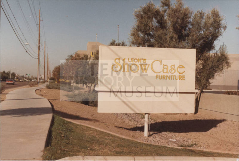Leon's Showcase Furniture   - 550 West  Southern Avenue, Tempe, Arizona
